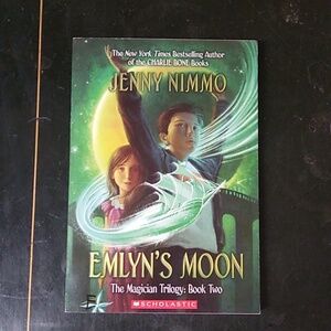 👩🏻Emlyns Moon Jenny Nimmo Magicians Trilogy Book 2 Junior Fiction Chapter